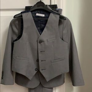 Izod grey 3 piece suit